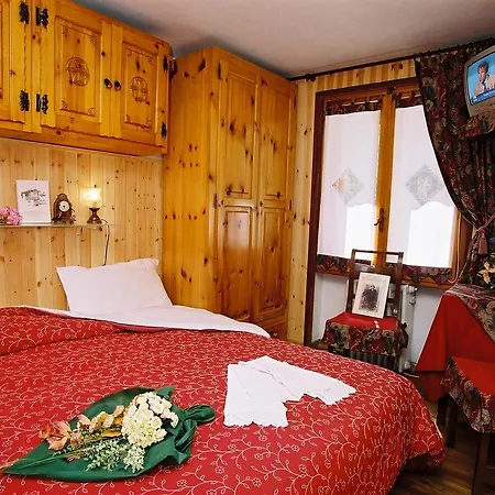 Lepetitnid Bed & Breakfast 3*